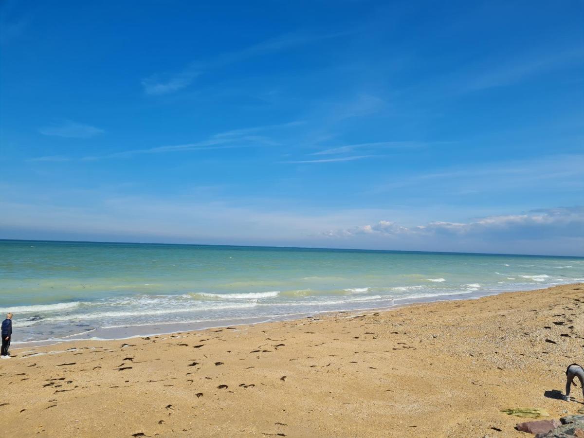 Les Pieds Dans L'Eau - Acces Direct A La Plage Bernières-sur-Mer 외부 사진