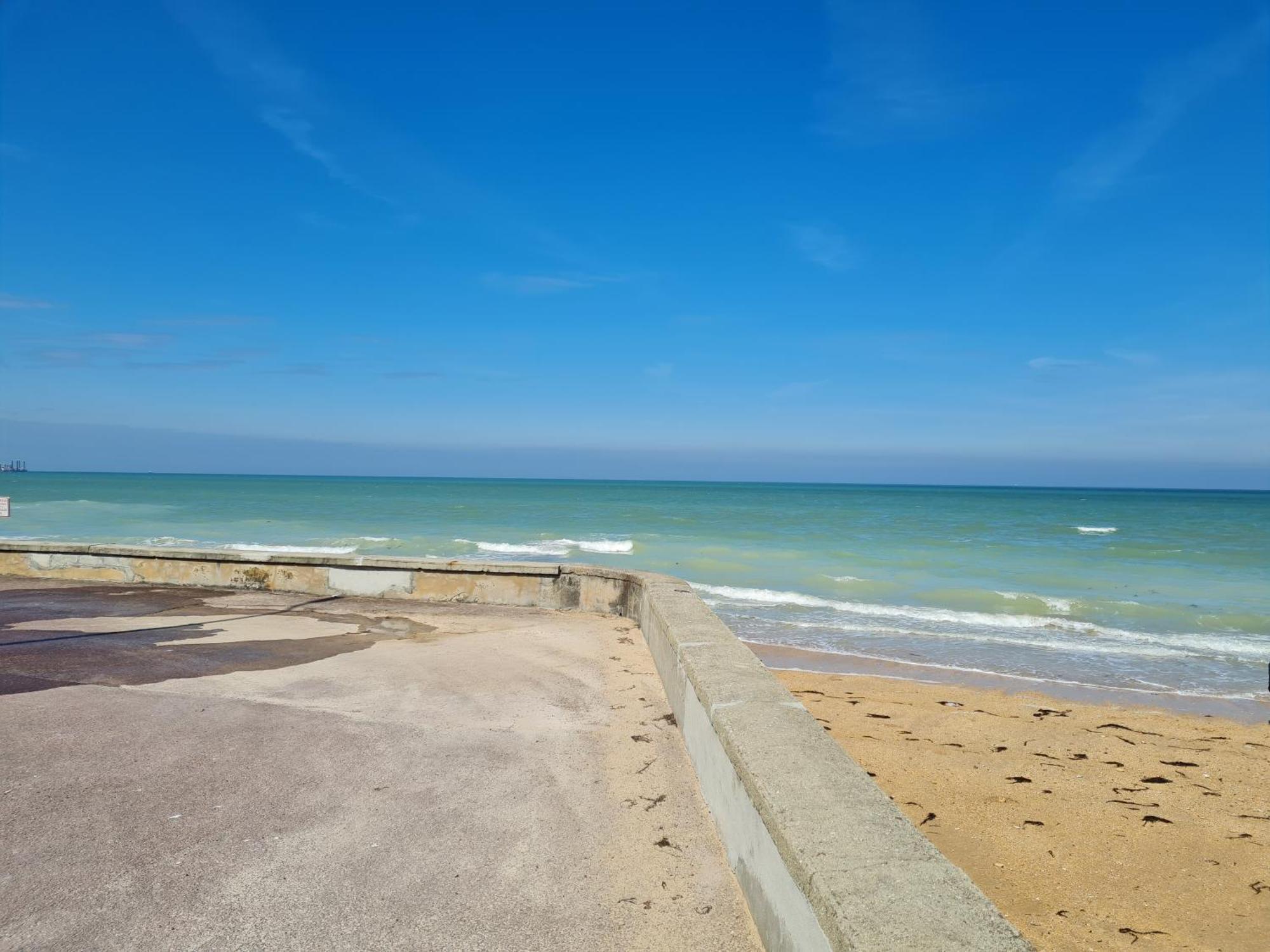 Les Pieds Dans L'Eau - Acces Direct A La Plage Bernières-sur-Mer 외부 사진